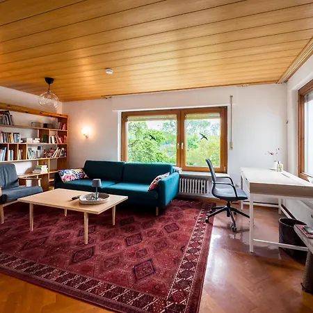 Sunroom 2 Bed West Town B17 Apartment *