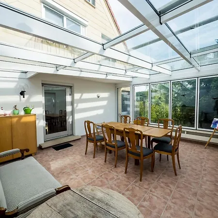 Apartment Sunroom 2 Bed West Town B17 Heidenheim